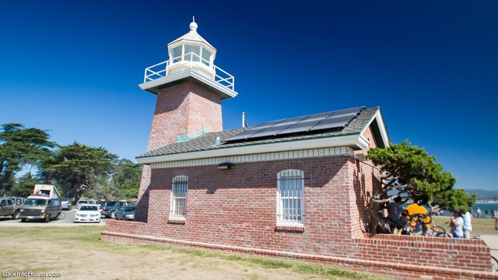 Mark Abbot Memorial Lighthouse / Santa Cruz Surfing Museum
