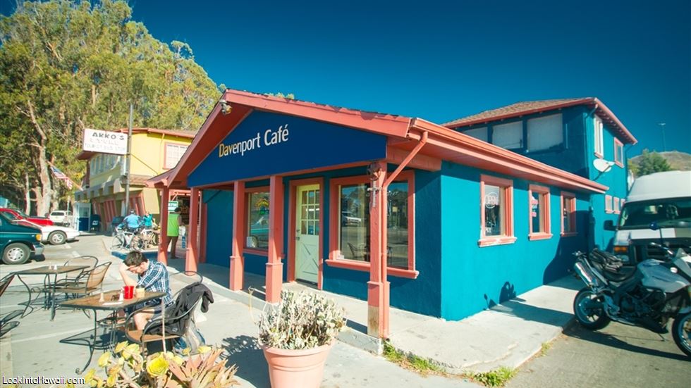 Davenport Cafe Bar & Grill