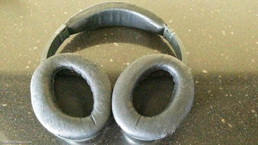 Bose Headphone Replacement Ear Pads - How To
